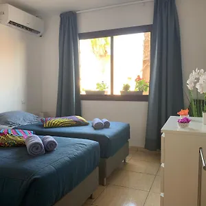 Bedroom With Shared Bathroom And Swimming Pool Bed and breakfast